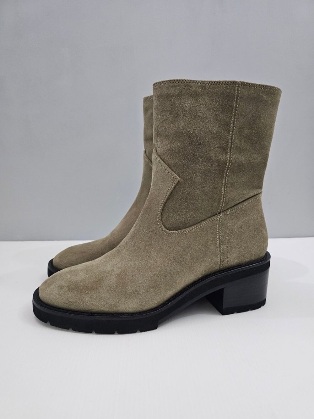 Stuart Weitzman Boulevard Ankle Boot Gray Olive Green Suede Block Heel Womens 8
